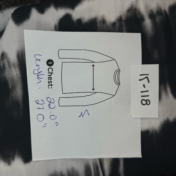 Monochrome Tie-Dye Long Sleeve Top - Picture 6 of 7